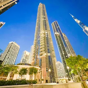 Downtown Luxury - Stunning Burj Khalifa & Sea View - 5 Minutes Walk To Mall Apartment Dubai